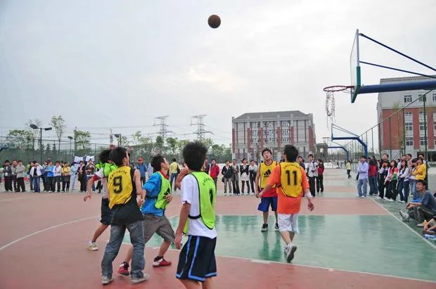 2023年四川對口高考14個專業(yè)類別各院校專科批調(diào)檔線一覽表